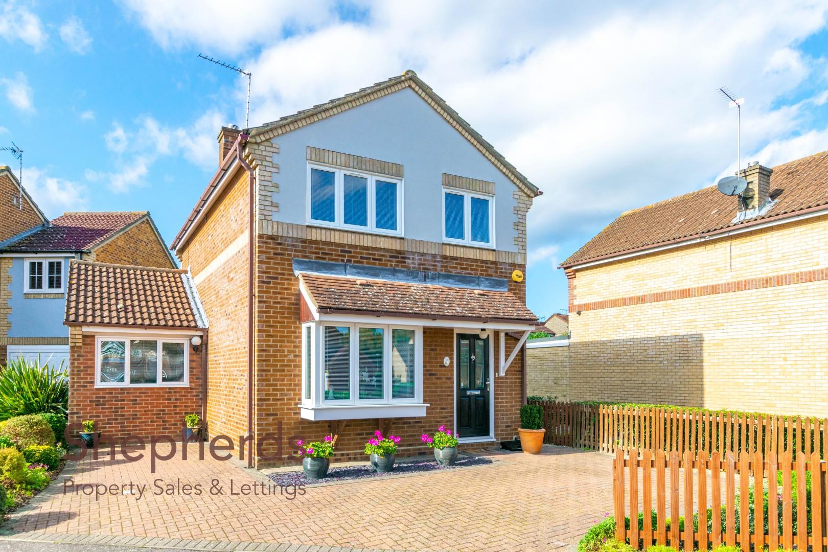 Denny Gate, Cheshunt, Waltham Cross Shepherds Property Sales & Lettings