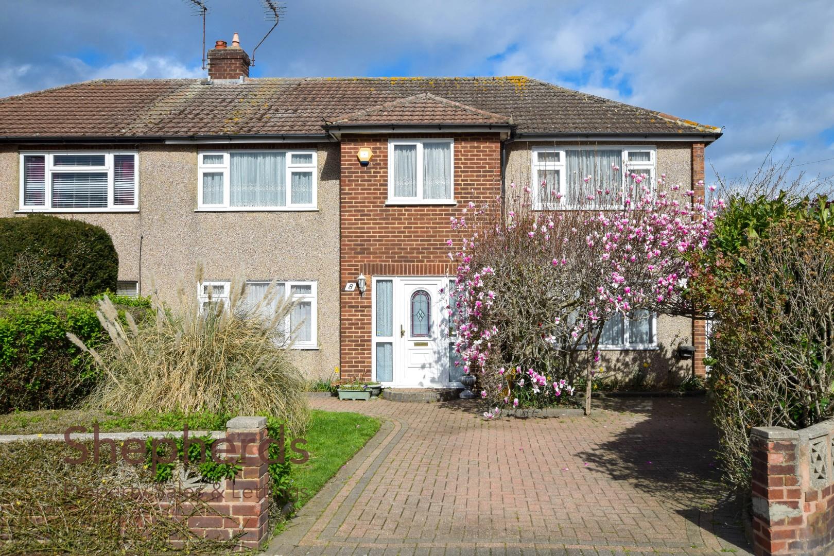 Roundmoor Drive, Cheshunt Shepherds Property Sales & Lettings