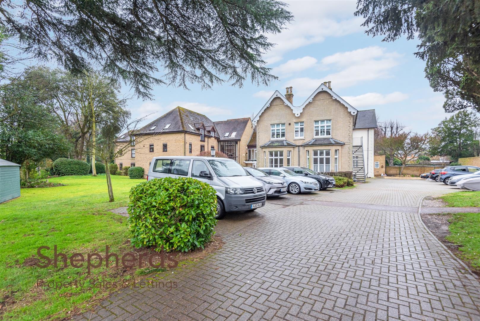 The Haywards, The Lawns Drive, Broxbourne Shepherds Property Sales & Lettings