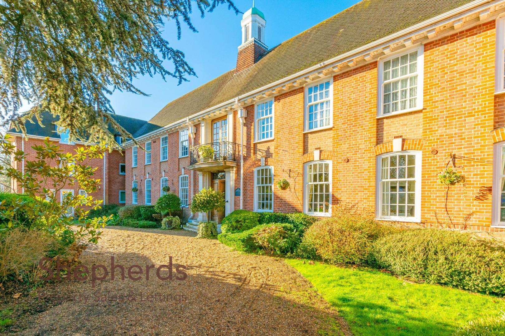 High Street, Hoddesdon Shepherds Property Sales & Lettings