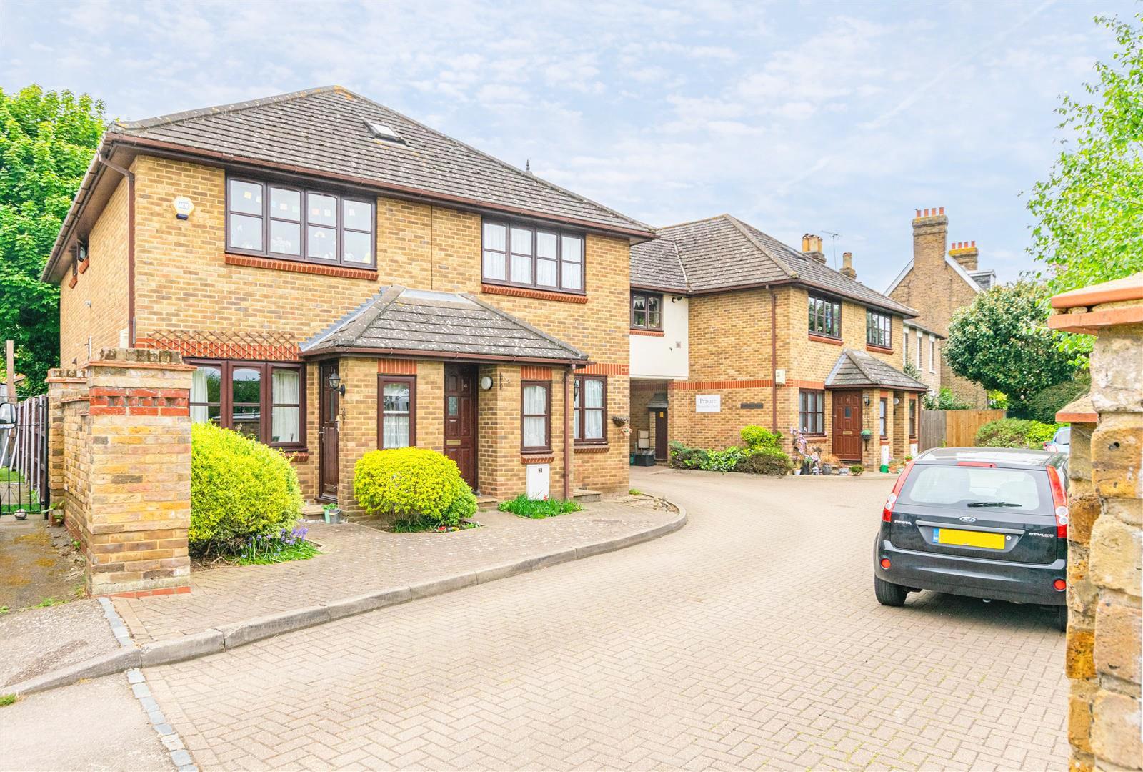 Ware Road, Hoddesdon Shepherds Property Sales & Lettings