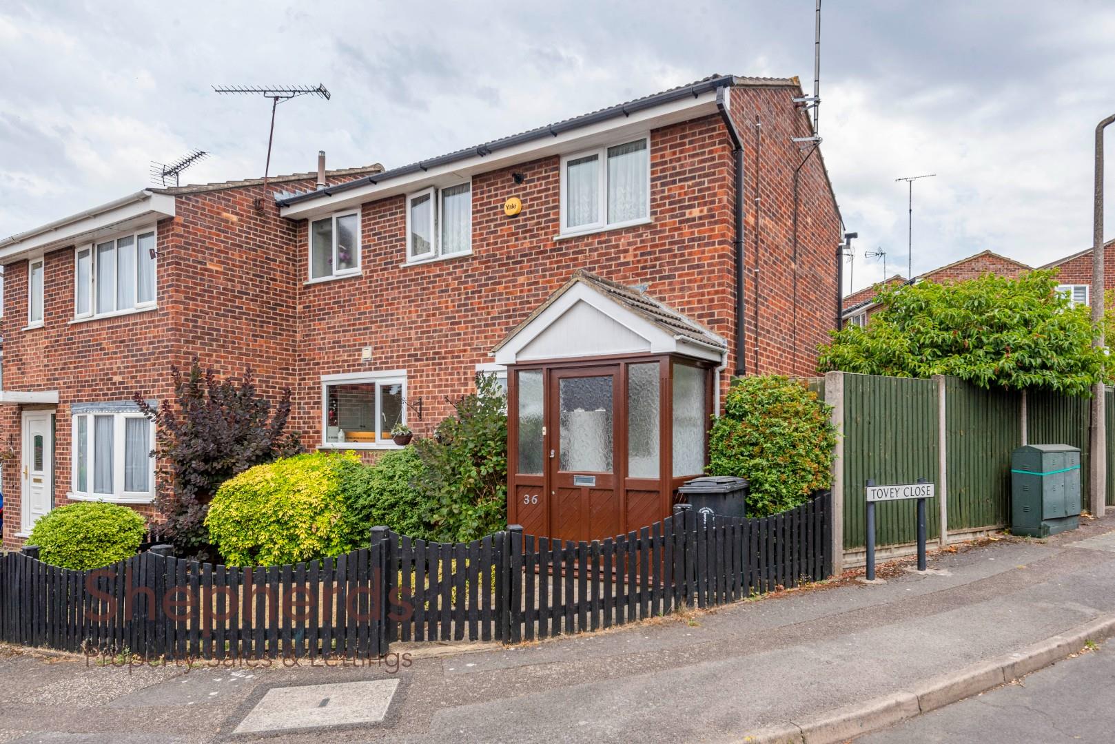 Barnard Acres, Nazeing Shepherds Property Sales & Lettings