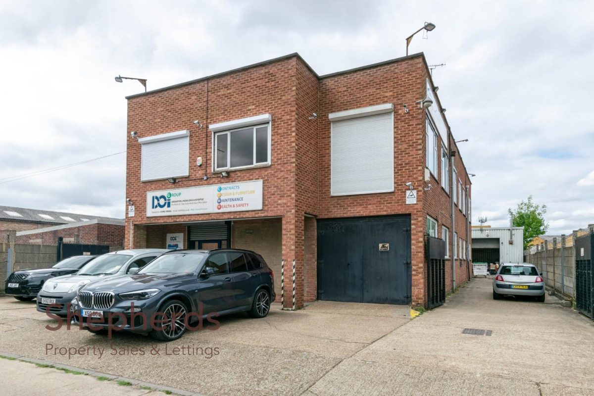 New Ford Road, Waltham Cross Shepherds Property Sales & Lettings