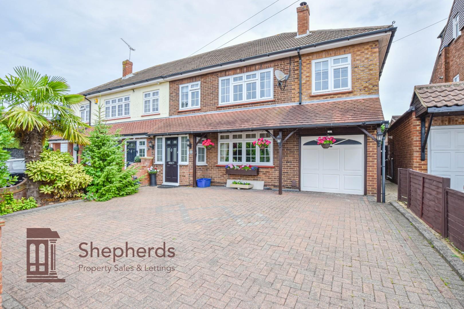 Maplecroft Lane, Nazeing, Shepherds Property Sales & Lettings