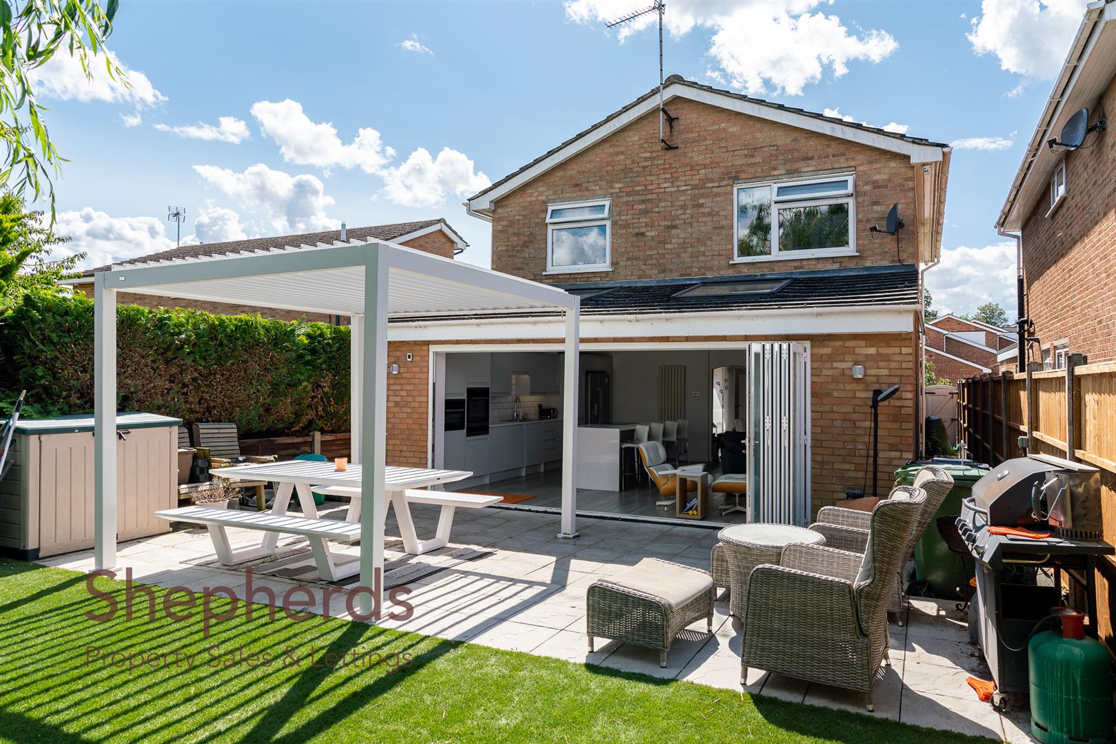 Riversmead, Hoddesdon Shepherds Property Sales & Lettings