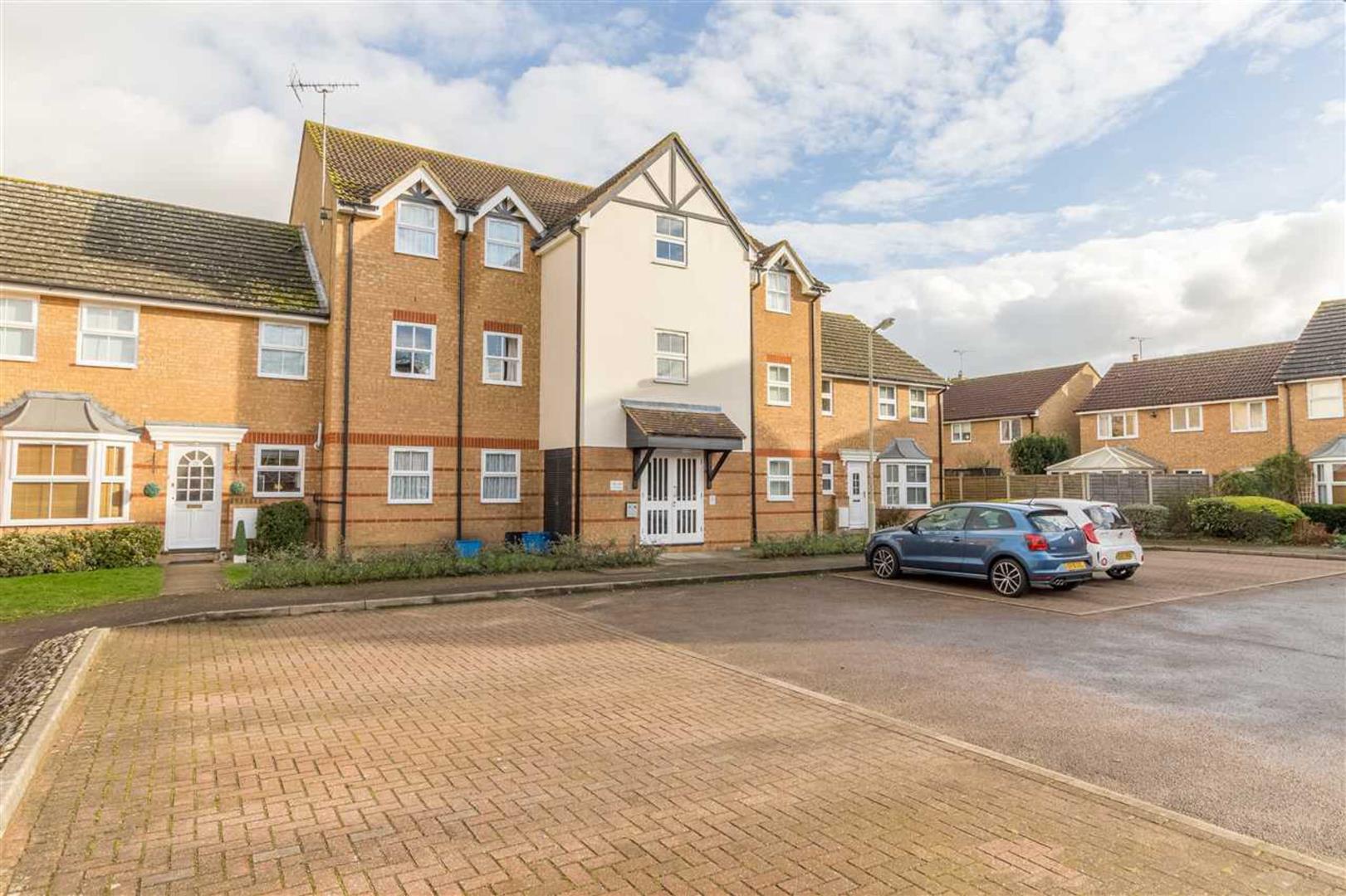 Lee Close, Stanstead Abbotts Shepherds Property Sales & Lettings