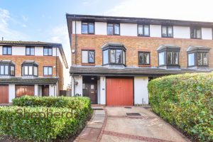 The Knowle, Hoddesdon