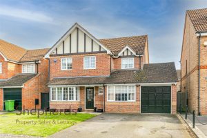 Long Grove Close, Broxbourne