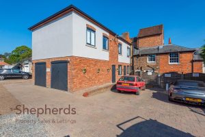 Cedar House Mews, Broxbourne