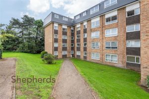 Lampits, HODDESDON